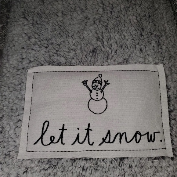 SOLD!!!  Rae Dunn Sherpa throw - Picture 4 of 4